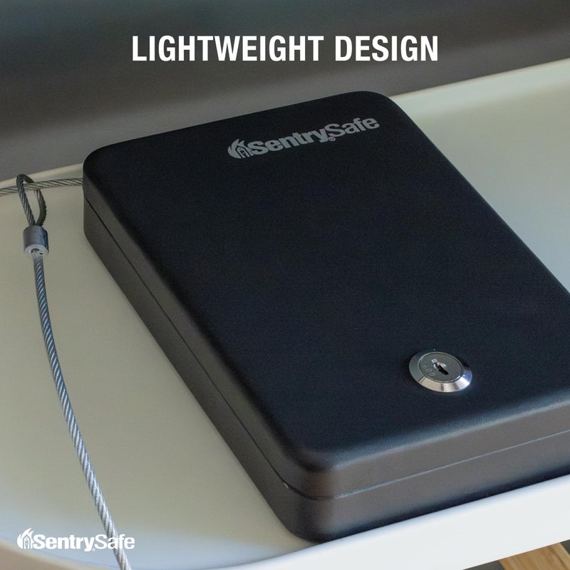 SentrySafe صندوق أمان سنتري سيف ميني هو صندوق قفل بمفتاح للمكتب أو السكن الجامعي يؤمن المال، جوازات السفر، أو غيرها من الأشياء الثمينة الصغيرة، الأبعاد الخارجية: 2.6 بوصة ارتفاع × 5.9 بوصة عرض × 8.0 بوصة طول - Image 5